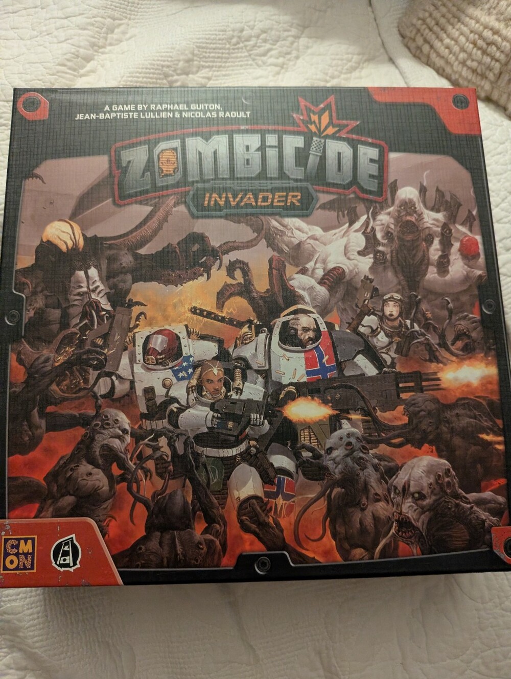 Zombicide Invader Board Game CMON Sci-Fi Strategy Miniature Game Open Box New